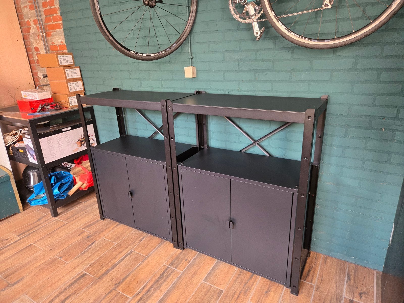 IKEA Bror met dichte kast, Huis en Inrichting, Kasten | Overige, Ophalen