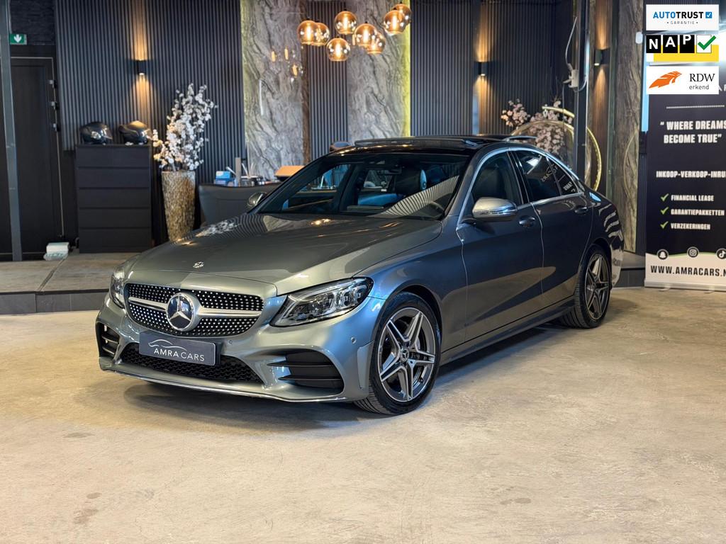 Mercedes-Benz C-klasse 180 AMG|PANO|SFEER|INCL. BTW!, Auto's, Mercedes-Benz, Sedan, 16 km/l, 1360 kg, Automaat