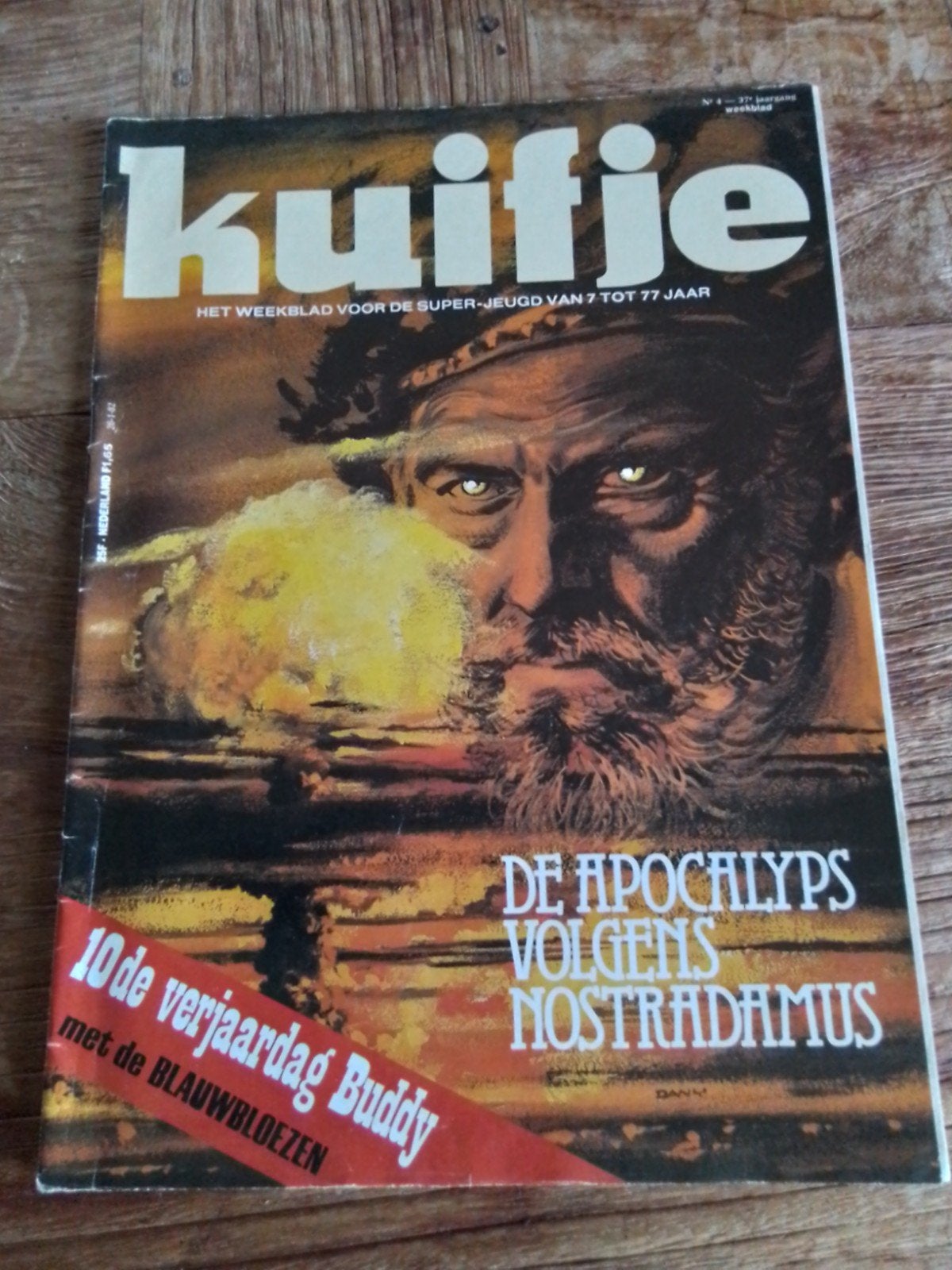 Kuifje Weekblad - De Apocalyps volgens Nostradamus, Eén stripboek, Ophalen of Verzenden, Gelezen, Diverse