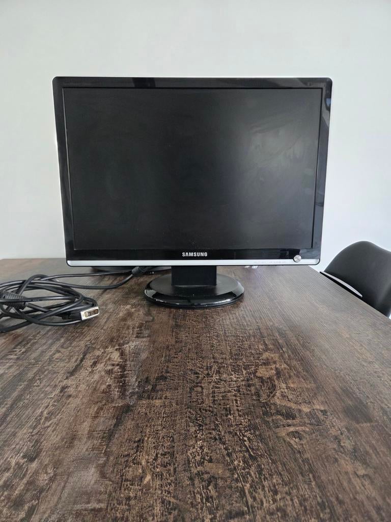 Samsung monitor SynchMaster226bw 22inch, Ophalen, Gebruikt, Full HD, Samsung monitor