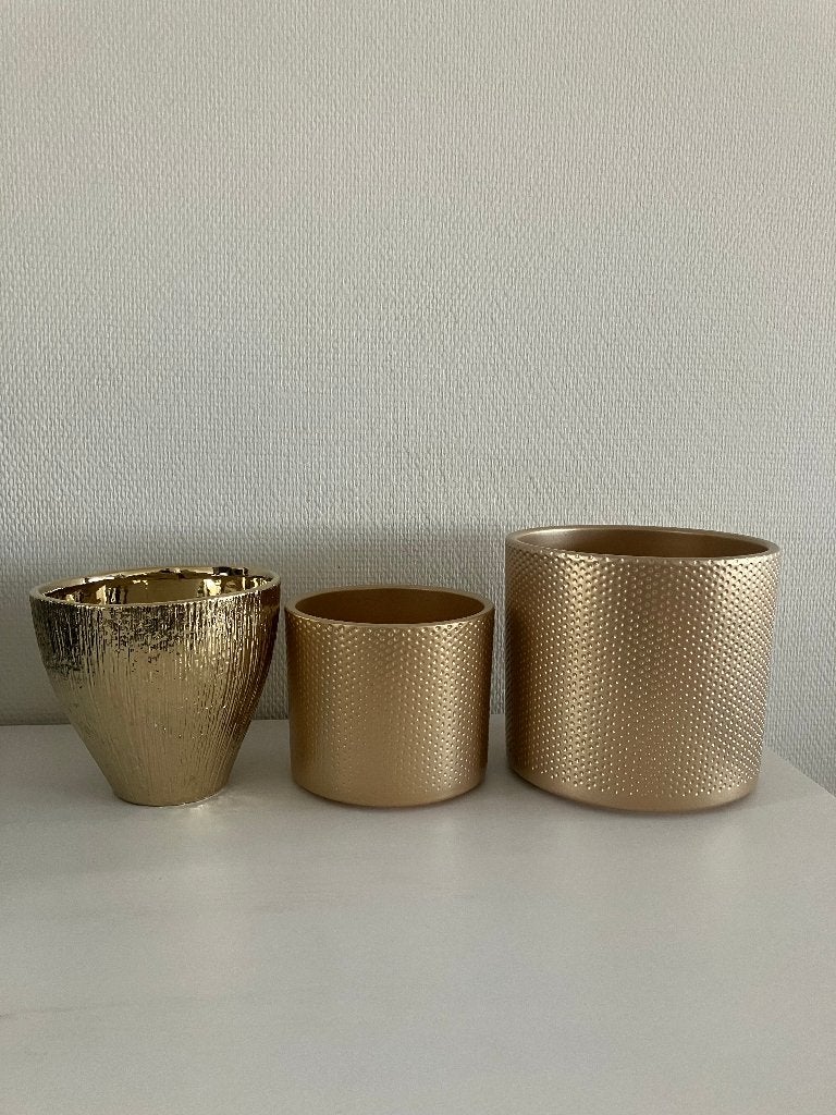 3 Overpotten goudkleur zo goed als nieuw, Ophalen, Binnen, Zo goed als nieuw, Overige vormen