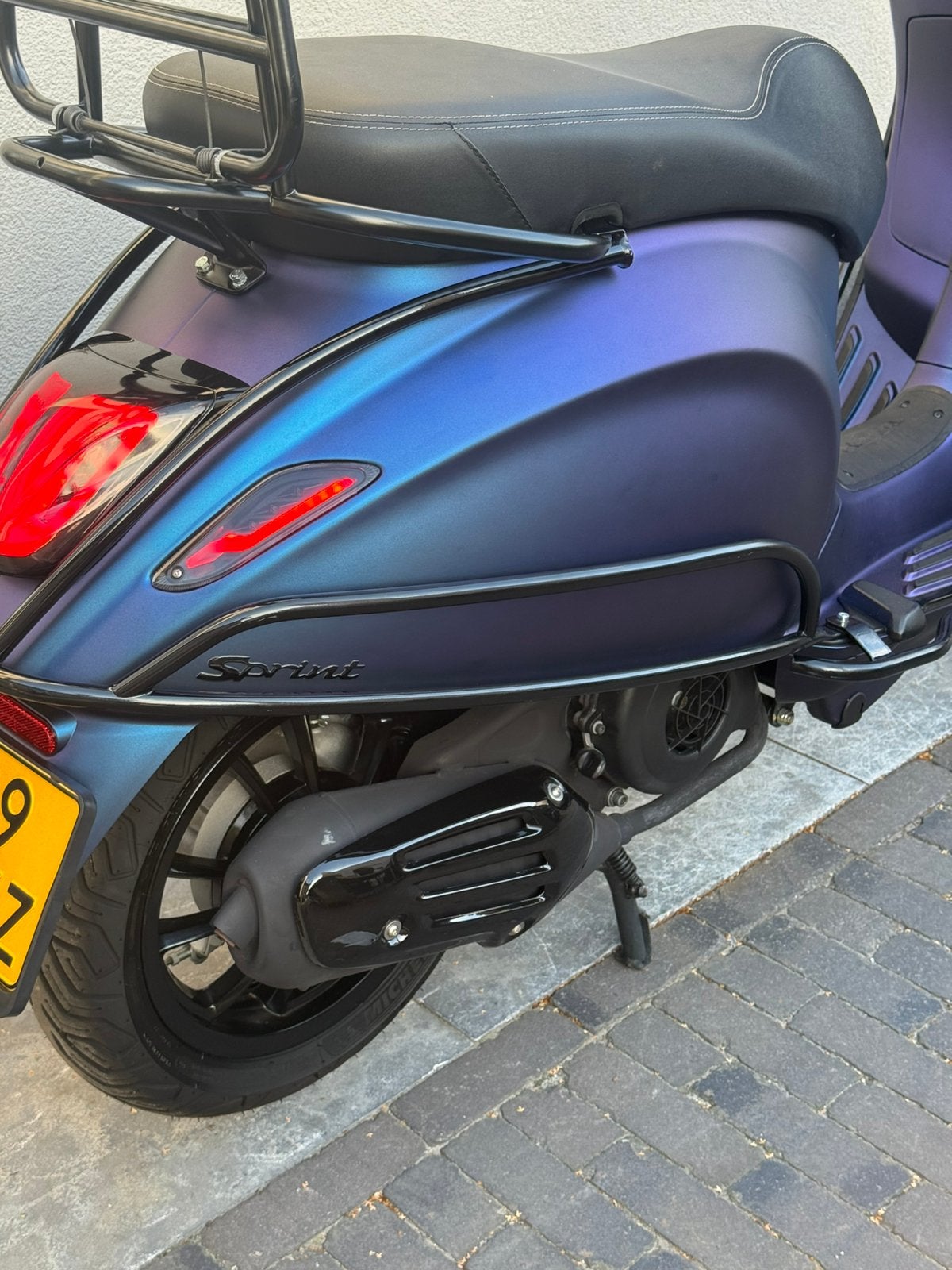 ️⭐️Vespa sprint 125cc a1 Bwj 2020 Custom 8023 km uniek!️⭐️, Ophalen, Zo goed als nieuw, Benzine, Overige modellen