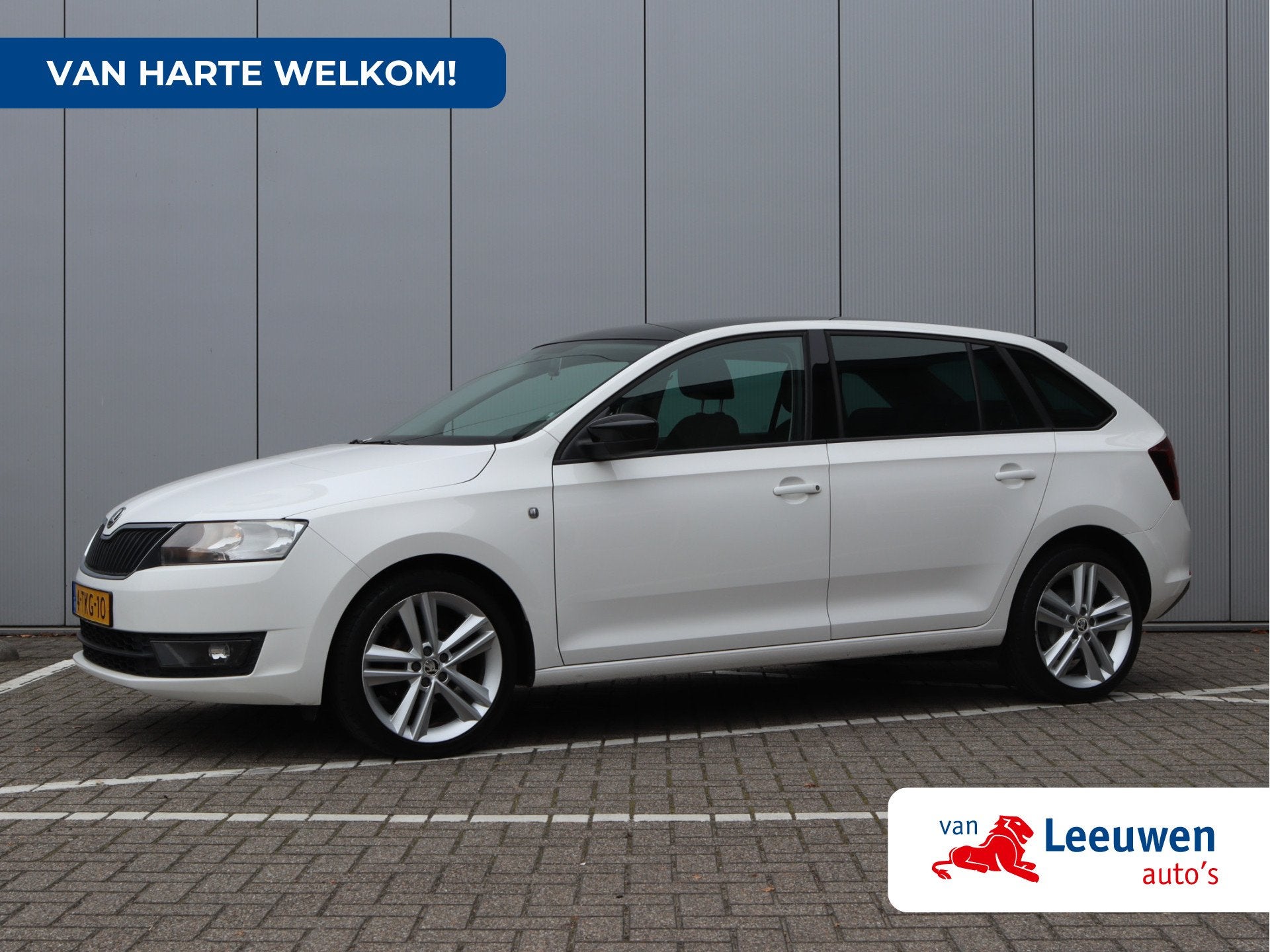 Skoda Rapid Spaceback 1.2 TSI Greentech | Panoramadak | Trek, Auto's, Euro 5, Gebruikt, Zwart, 4 cilinders