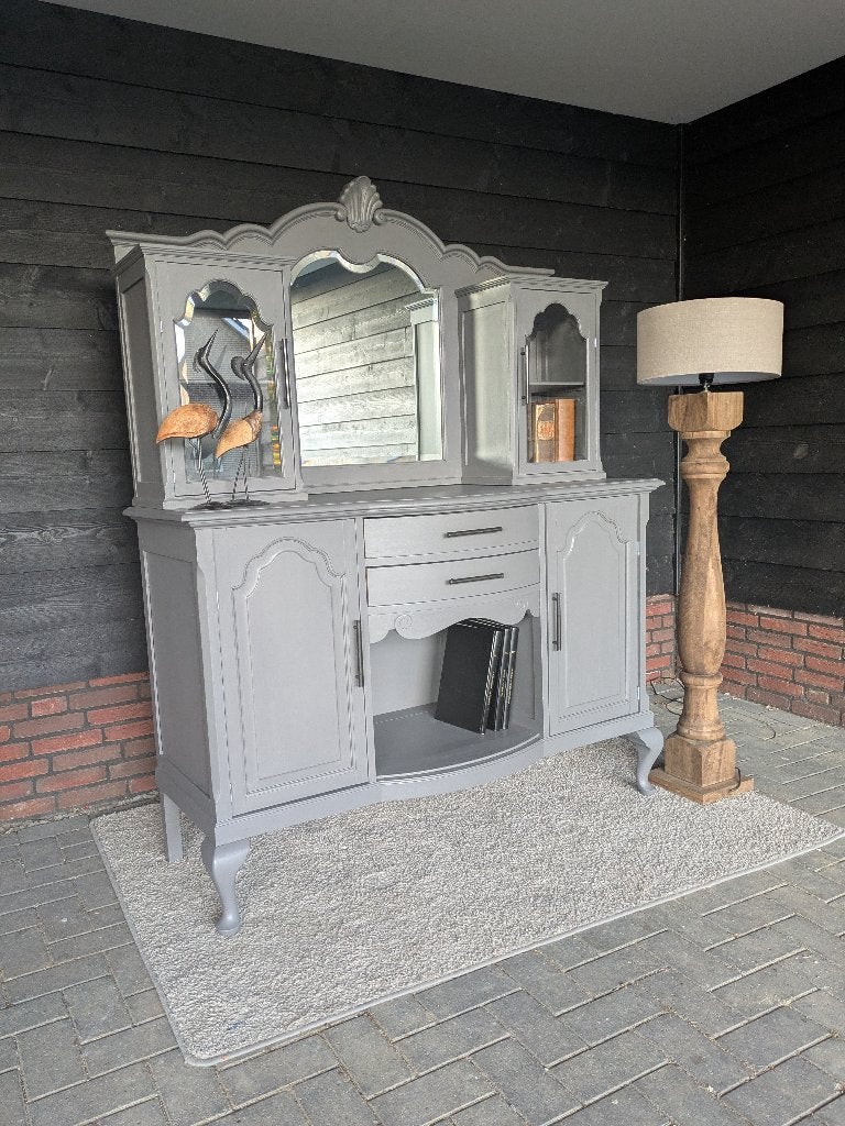 grijze kast van eikenhout als nieuw opgeknapt, Glas, Zo goed als nieuw, 150 tot 200 cm, 50 tot 75 cm