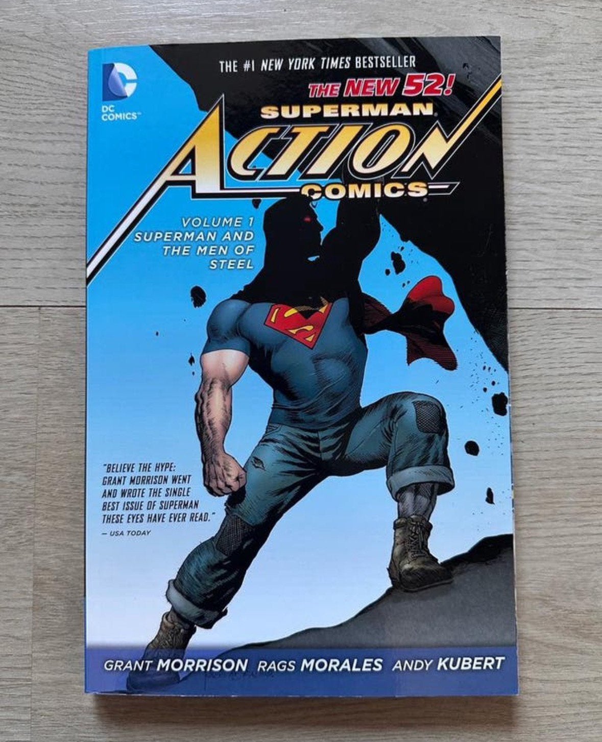 Action Comics Vol. 1: Superman and the Men of Steel 2012 SC, Boeken, Eén comic, Amerika, Ophalen of Verzenden, Zo goed als nieuw