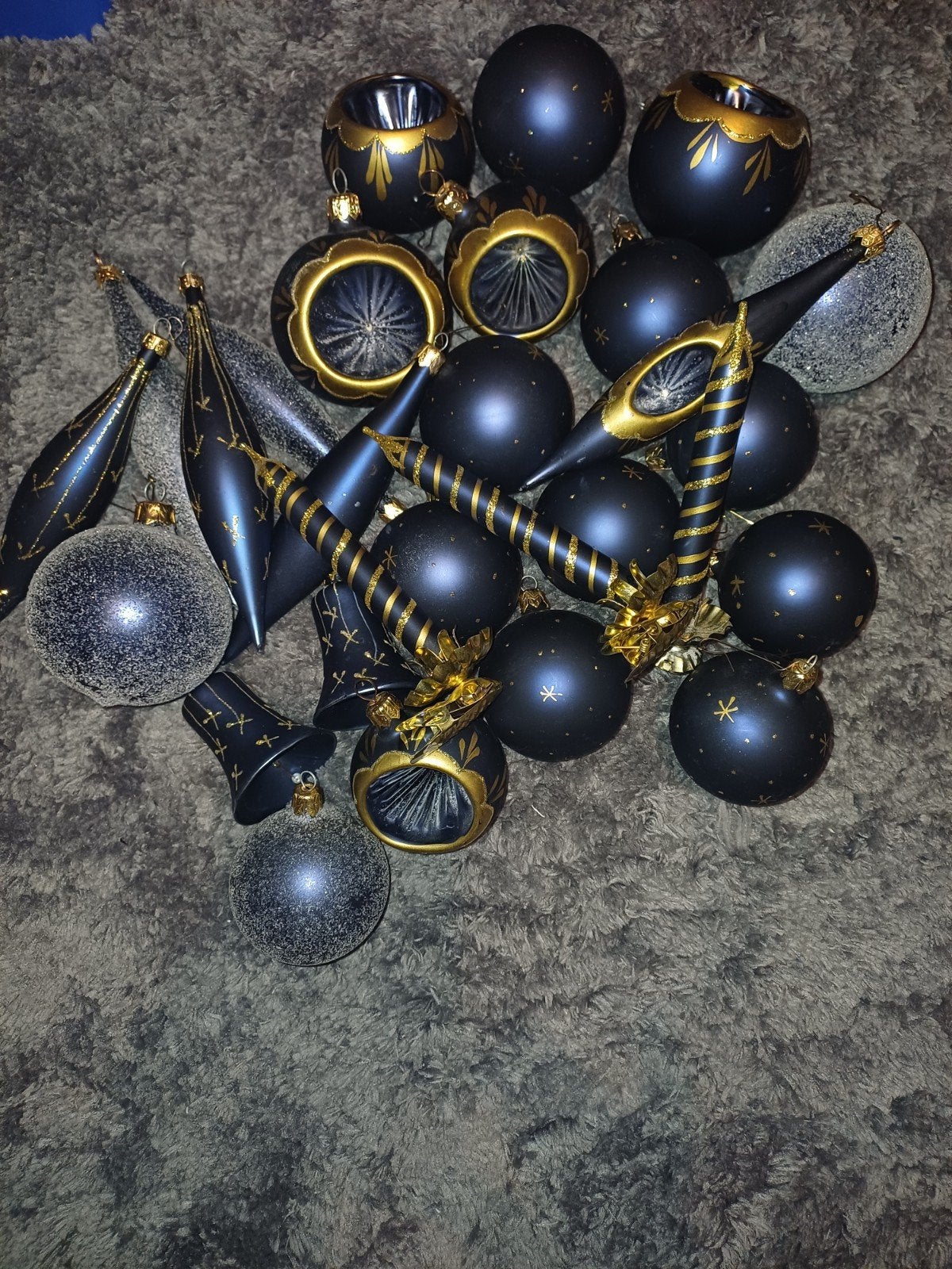 in goede staat klein hoeveelheid mooie bewerkte kerstballen, Ophalen of Verzenden