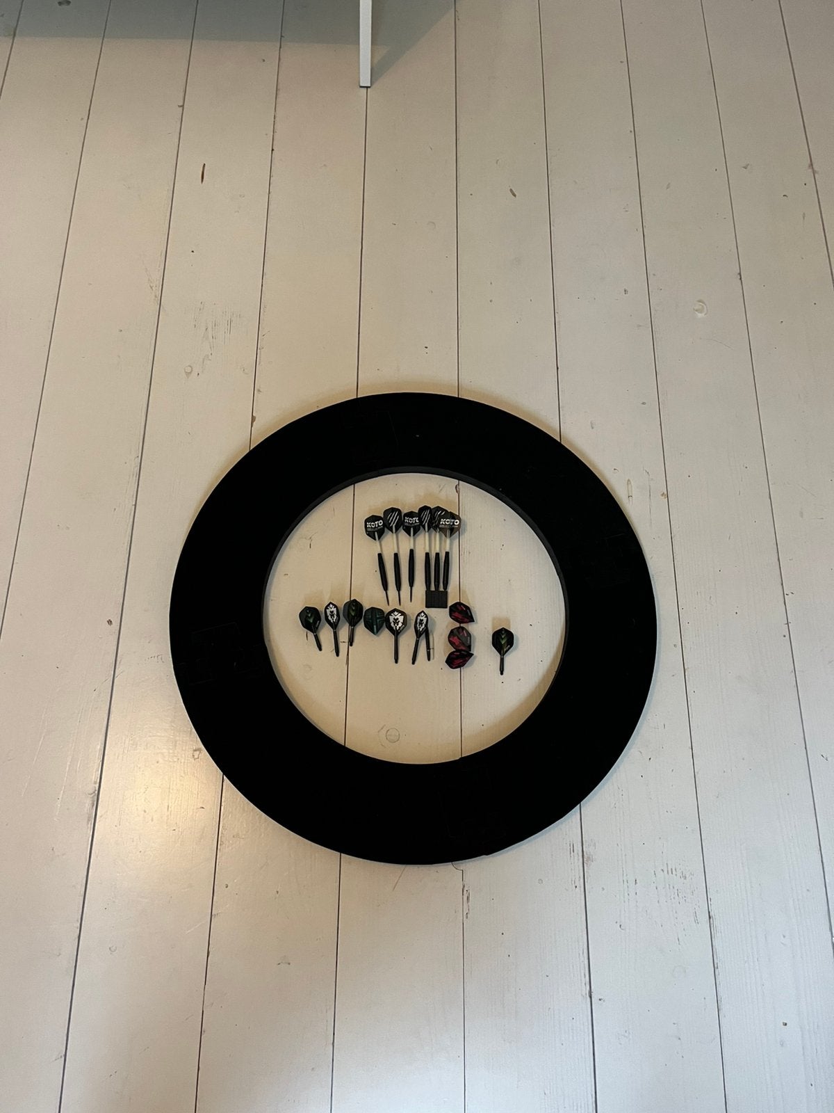 Dartbord ring plus dartpijlen, Sport en Fitness, Ophalen of Verzenden, Zo goed als nieuw, Dartbord