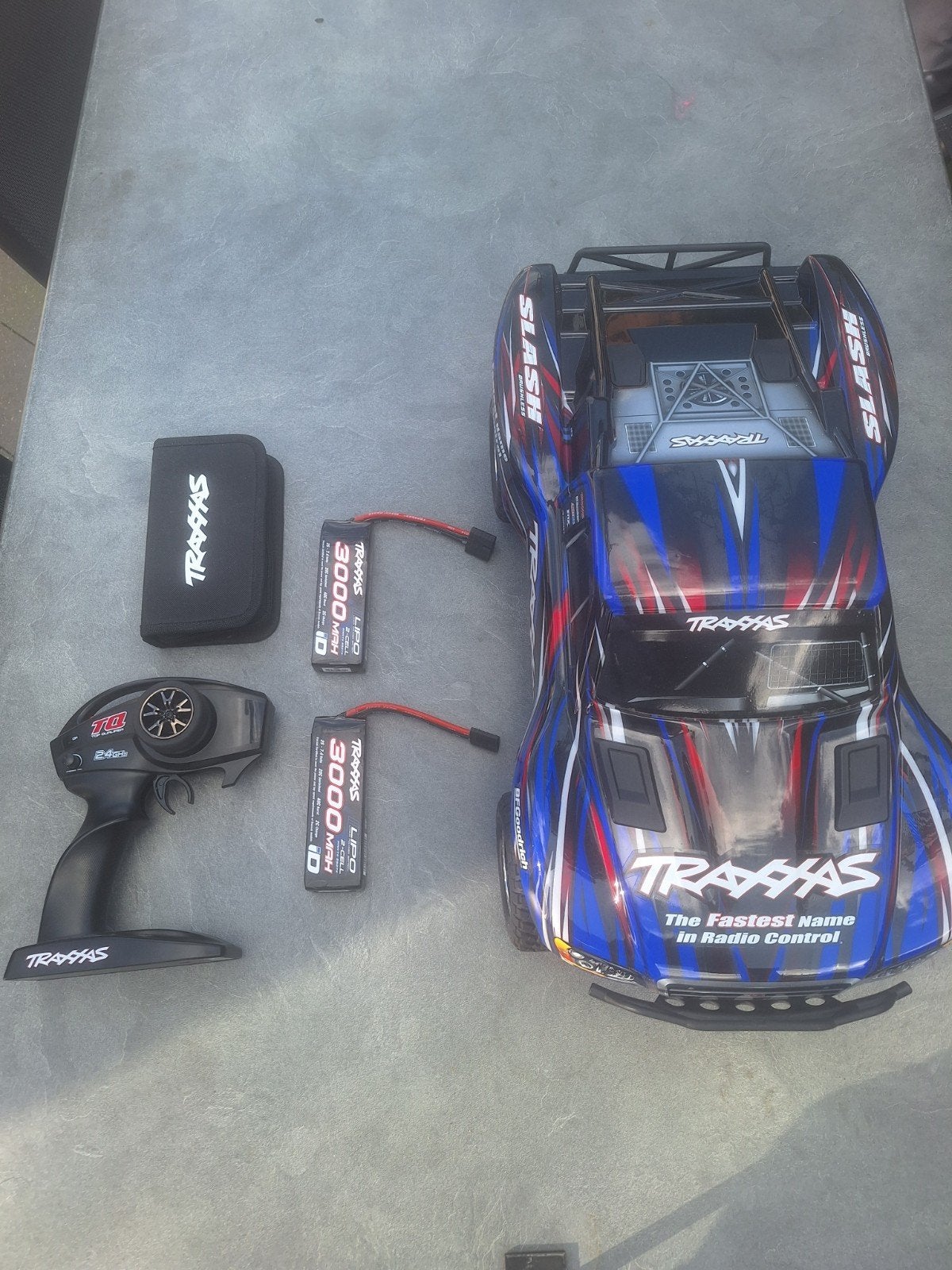 Traxxas Slash 2WD HD (XL-5) – Incl. 2x LiPo, Auto offroad, Zo goed als nieuw, Schaal 1:10, RTR (Ready to Run)