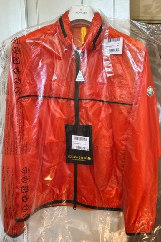 Moncler x Mercedes maat L origineel, Ophalen of Verzenden, Nieuw, Zwart
