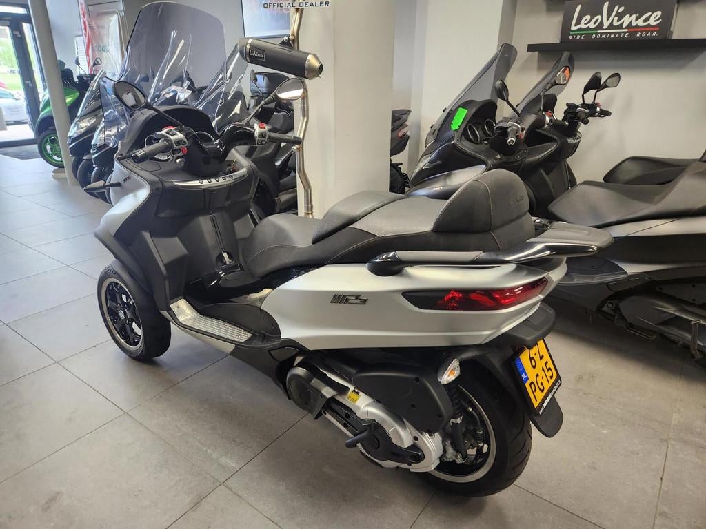 Piaggio MP3 500 ABS SPORT 4500KM ZGAN AKRAPOVIC, Bedrijf, Overig, Mauritslaan, 110
6161HZ  GELEEN, NL, Info@motorstorelimburg.nl