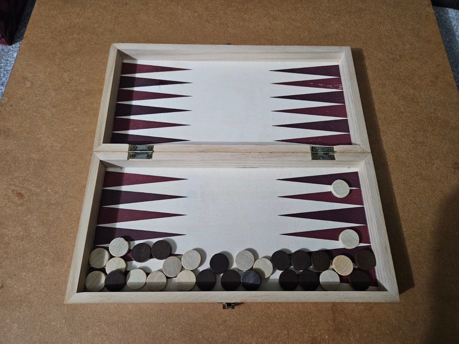 Houten Backgammon/Schaakbord - Reisspel, Een of twee spelers, Ophalen of Verzenden, Gebruikt, Reisspel