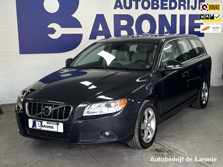 Volvo V70 1.6 T4 Limited Edition, schuifdak, gereviseerde au, Auto's, Volvo, Gebruikt, Beige, 4 cilinders, 1600 kg