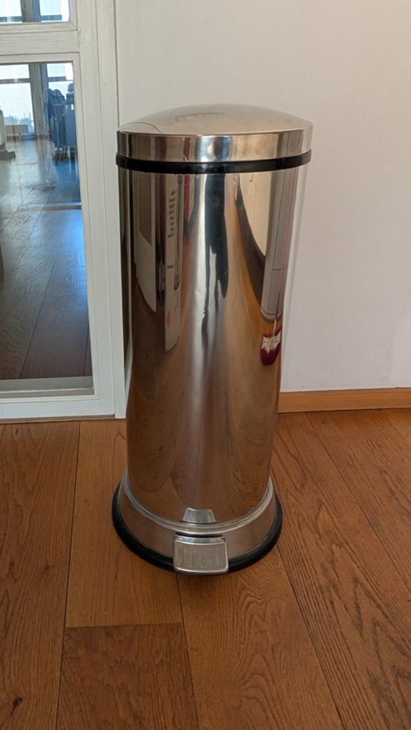 Wesco Gastro-Master rond 30 L edelstaal pedaalemmer, Met pedaal, Ophalen of Verzenden, Zo goed als nieuw, Rvs