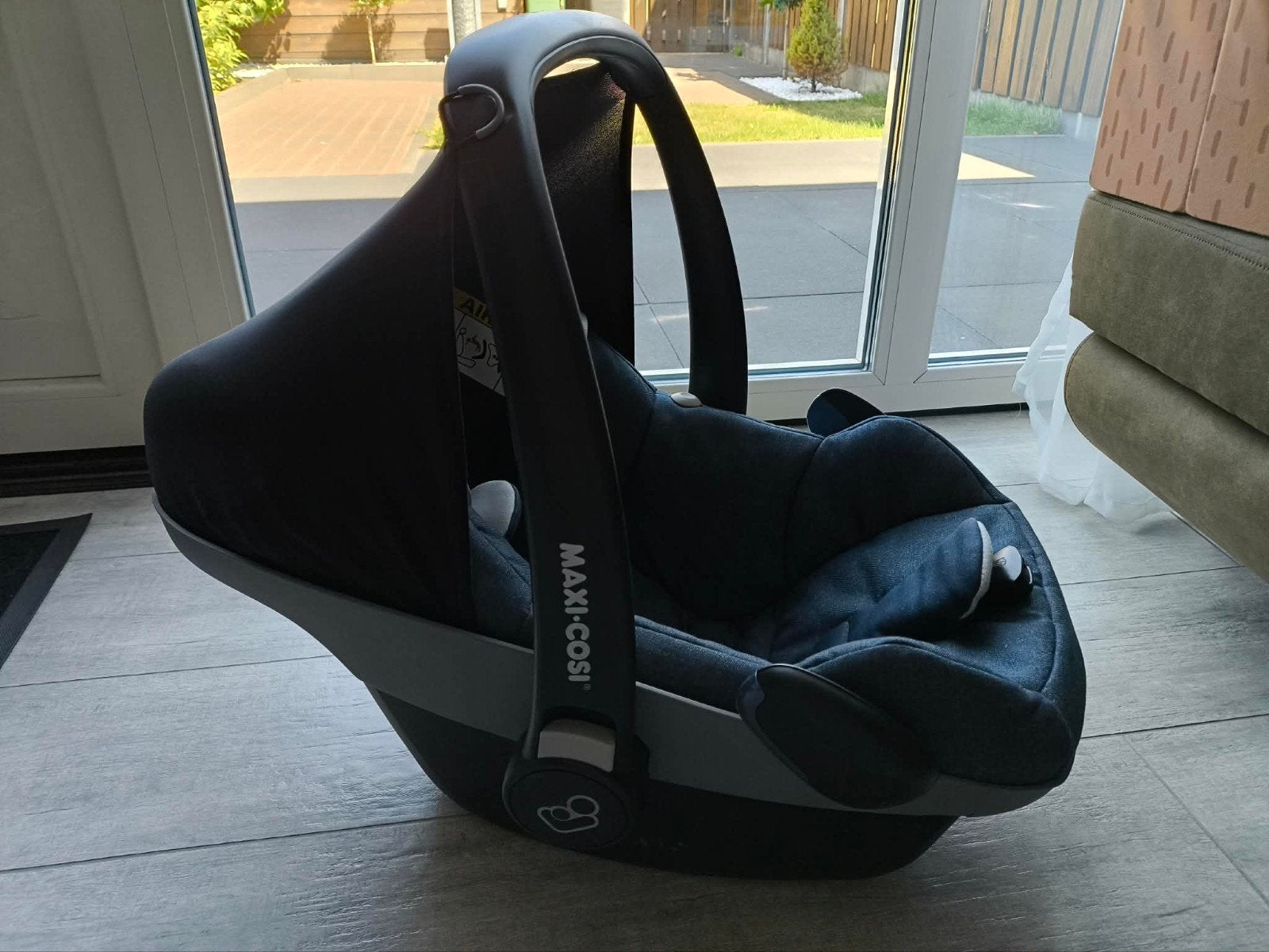 Maxi-Cosi Pebble Plus autostoel - Zo goed als nieuw, Ophalen, Autogordel of Isofix, Zijbescherming, Zo goed als nieuw