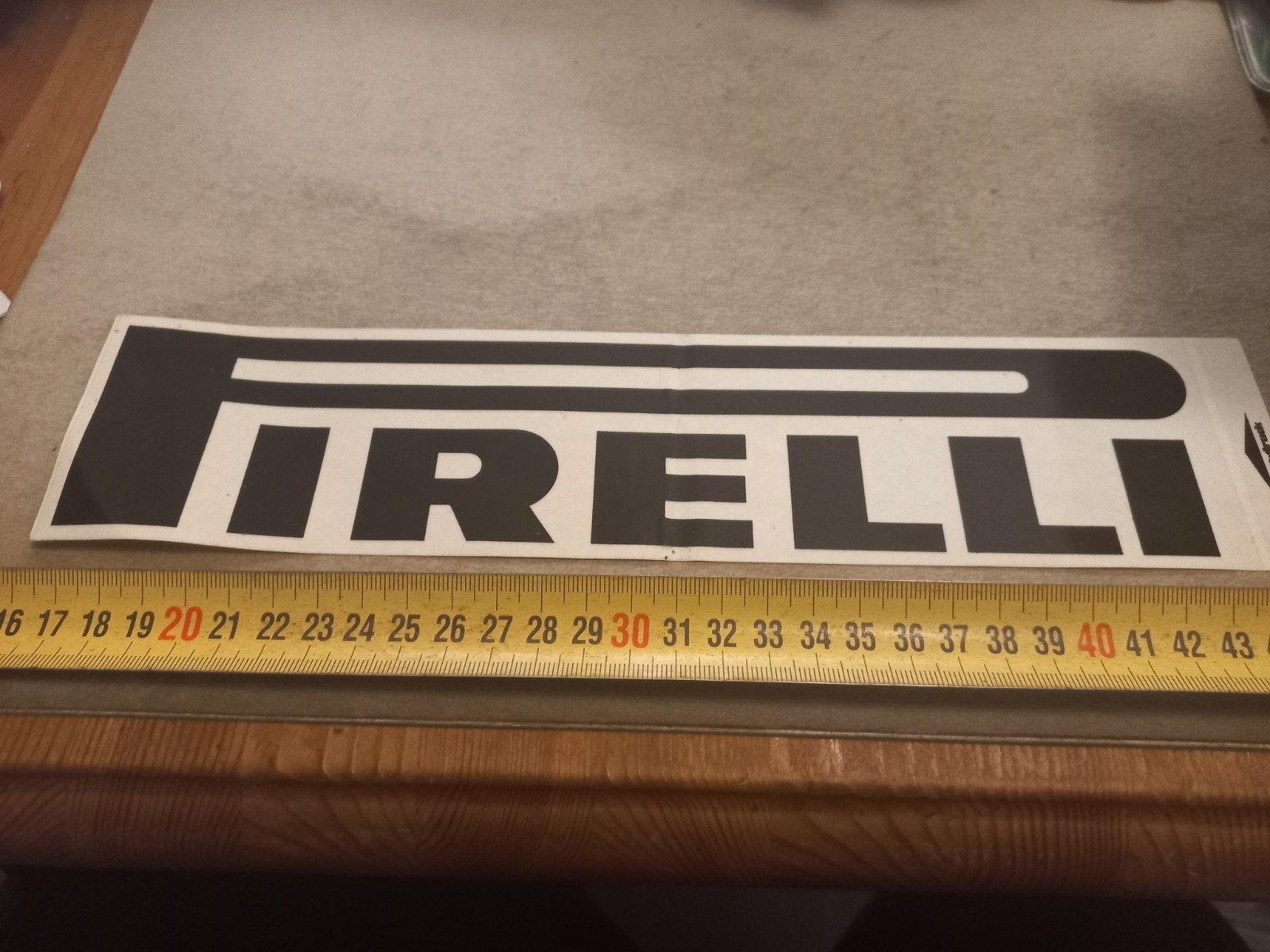 Pirelli sticker - Zwart en wit, 25 cm lang, Ophalen of Verzenden