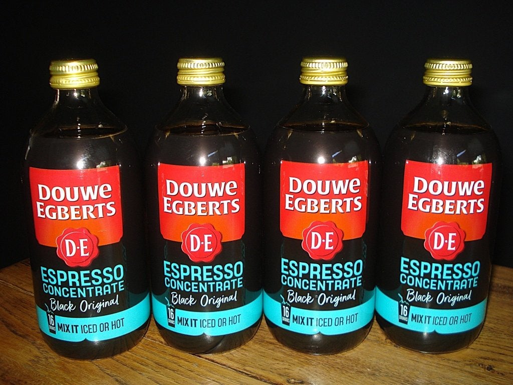 NIEUW: 4 flessen Douwe Egberts Espresso koffie concentrate, Diversen, Ophalen