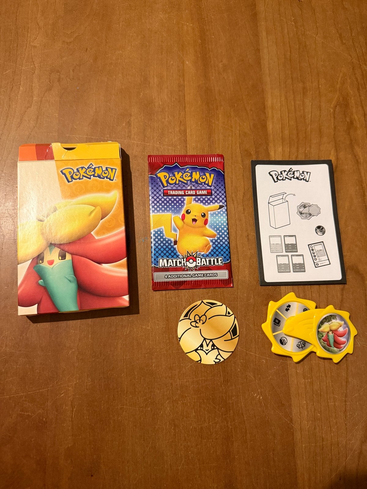 Pokémon Match Battle McDonald's 2022 Doosje + Dicht Pakje, Ophalen of Verzenden, Zo goed als nieuw, Booster