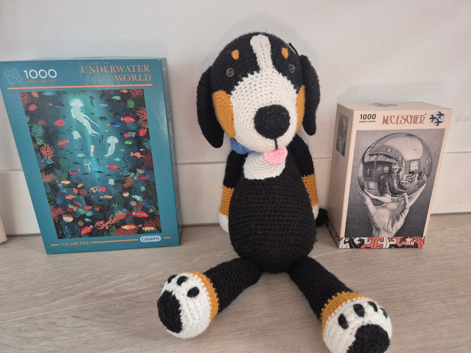Gehaakte Hondenknuffel + Puzzels Combo, Handgemaakt, Zwart, Zo goed als nieuw, Middelgroot (20 tot 80 cm)