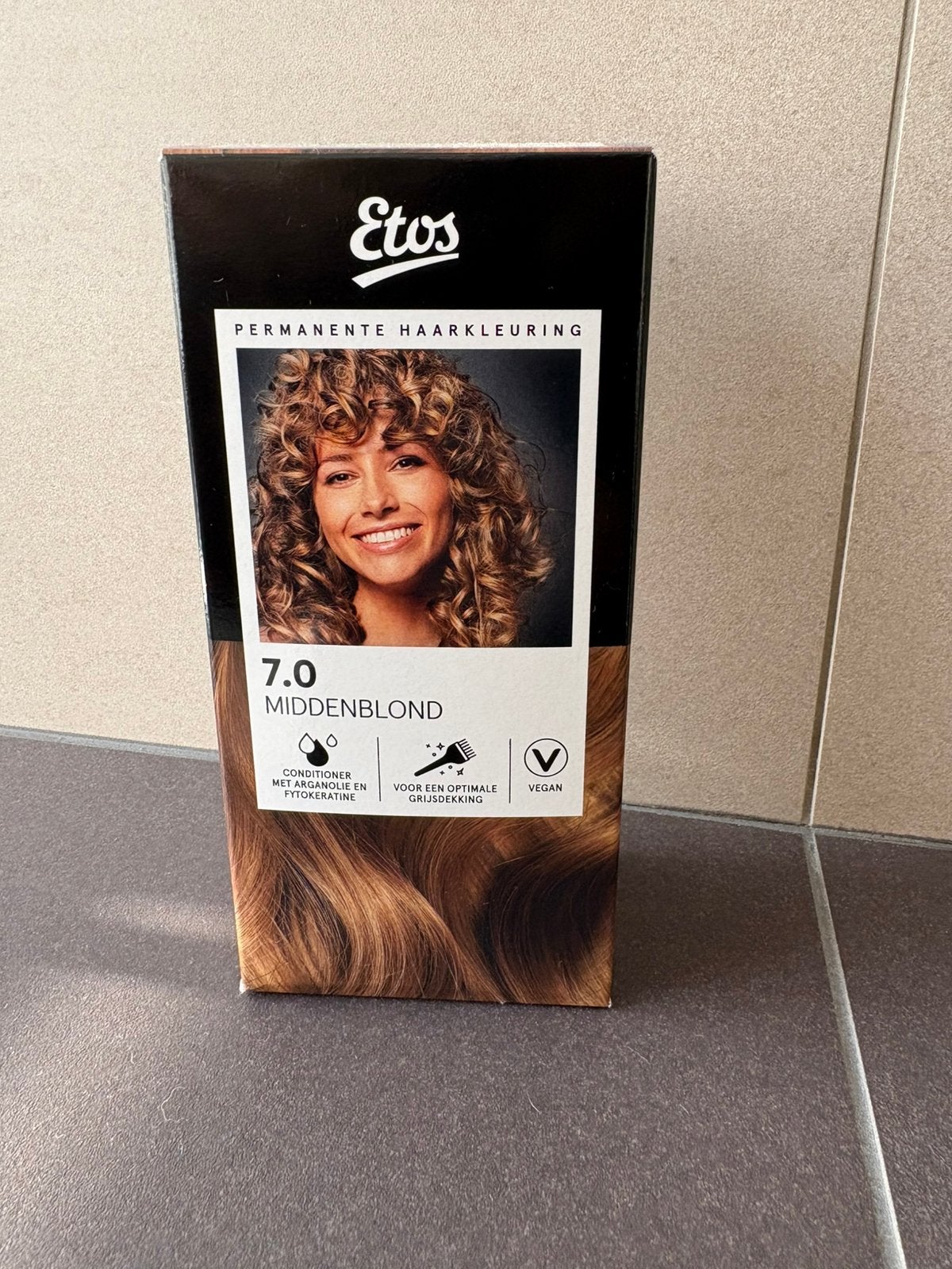 Etos haarkleuring 7.0 middenblond, Sieraden, Tassen en Uiterlijk, Ophalen of Verzenden, Nieuw, Overige typen