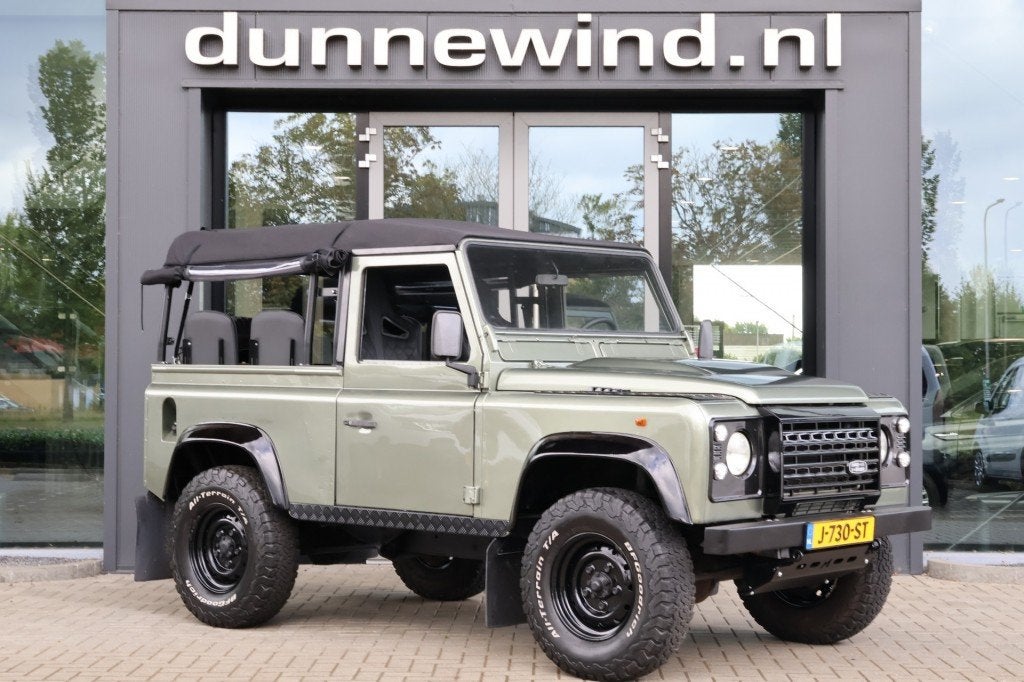 Land rover DEFENDER 90*BENZINE*SOFTTOP*EXMOOR*PANGEA GREEN*T, Auto's, Land Rover, 136 pk, Gebruikt, 4 cilinders, Met garantie (alle)