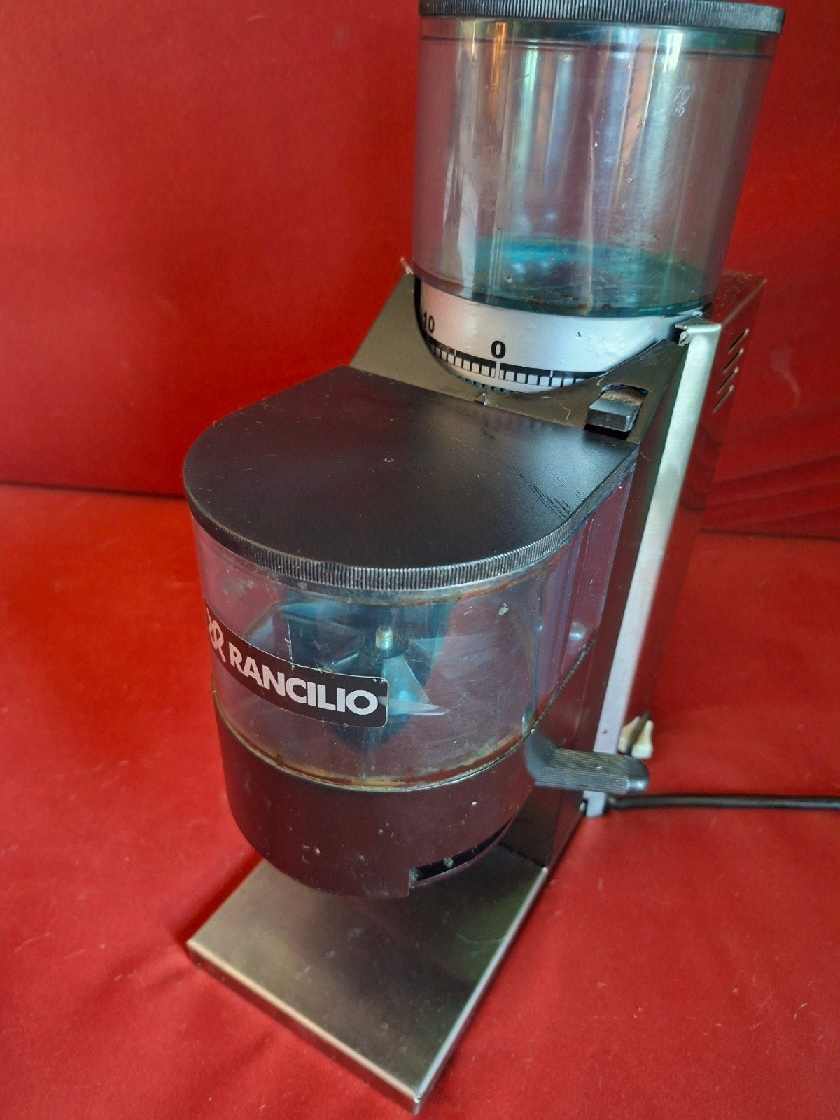 Rancilio Rocky met doser Koffiemolen - Gebruikt, Gebruikt, Overige modellen, 10 kopjes of meer, Ophalen of Verzenden