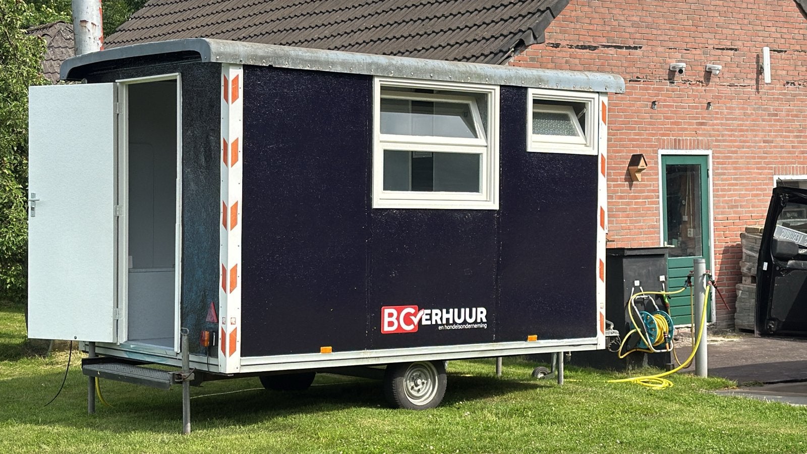 Wc unit te huur, Ophalen