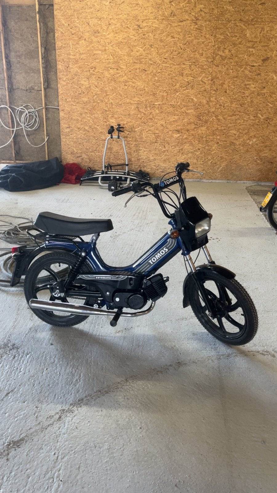 Nette tomos quadro, Fietsen en Brommers, Brommers | Tomos, Zo goed als nieuw, Quadro, Maximaal 45 km/u, Ophalen