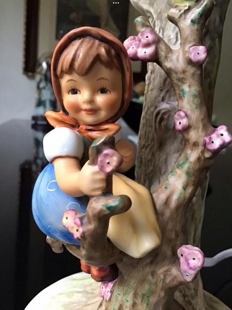 🌿 Pop ,” VINTAGE HUMMEL LAMP”APPEL TREE “🌿Goebel, Verzenden