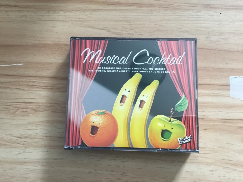 Cd musical cocktail, Ophalen of Verzenden, Zo goed als nieuw