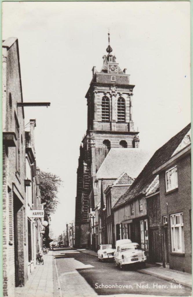 Schoonhoven Ned. Herv. Kerk 1967 met Opel Kaptein op stoep, Ophalen, Voor 1920, Gelopen, Zuid-Holland