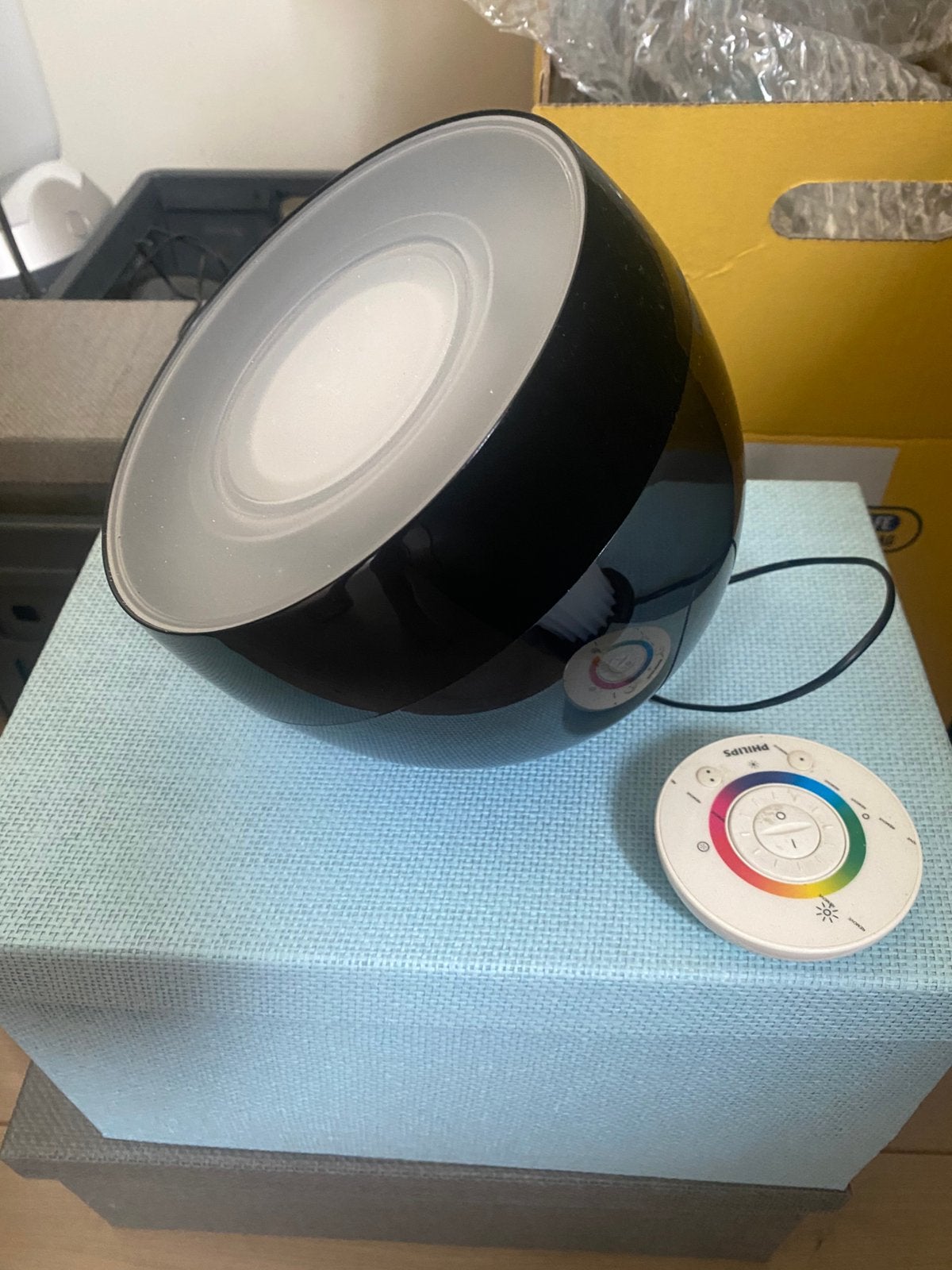 Philips hue living colors tafellamp zwart (2 stuks), Ophalen, Zo goed als nieuw, Kunststof