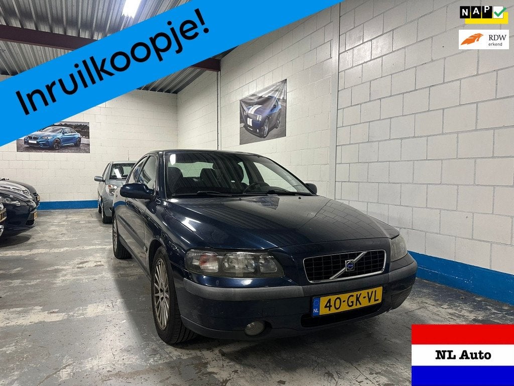 Volvo S60 2.4 Edition Airco/Cruis/Elek/Lmv/Nap/Inruilkoopje!, Auto's, Volvo, Voorwielaandrijving, Gebruikt, Blauw, S60