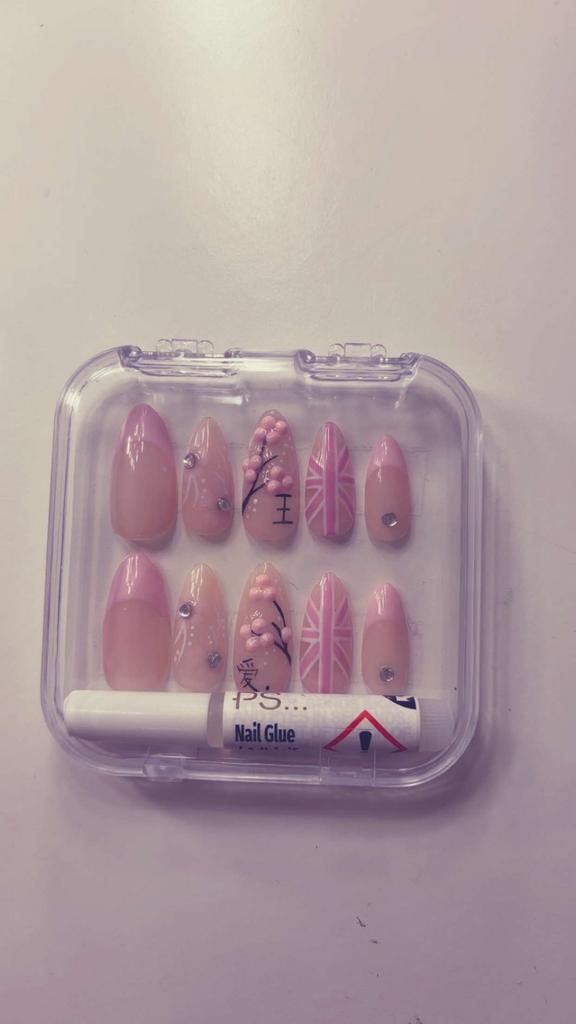 Press on nails - plaknagels, Ophalen of Verzenden, Nieuw, Roze, Handen en Nagels