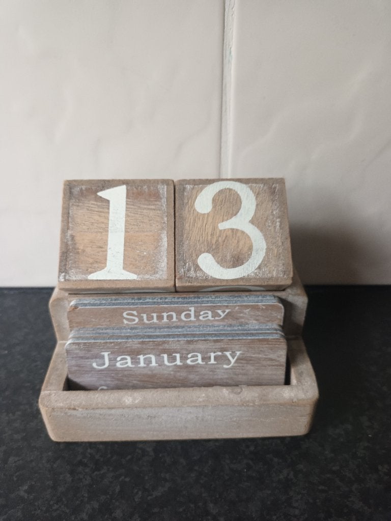 nieuw houten blokkenkalender, dagen, datum en maand, Ophalen of Verzenden, Nieuw, Hout
