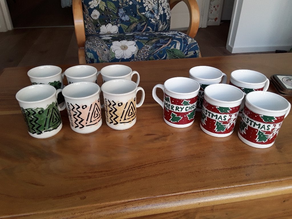 JUST MUGS. made in England. kerstmokken made in England, Ophalen of Verzenden, Zo goed als nieuw, Overige stijlen, Mok