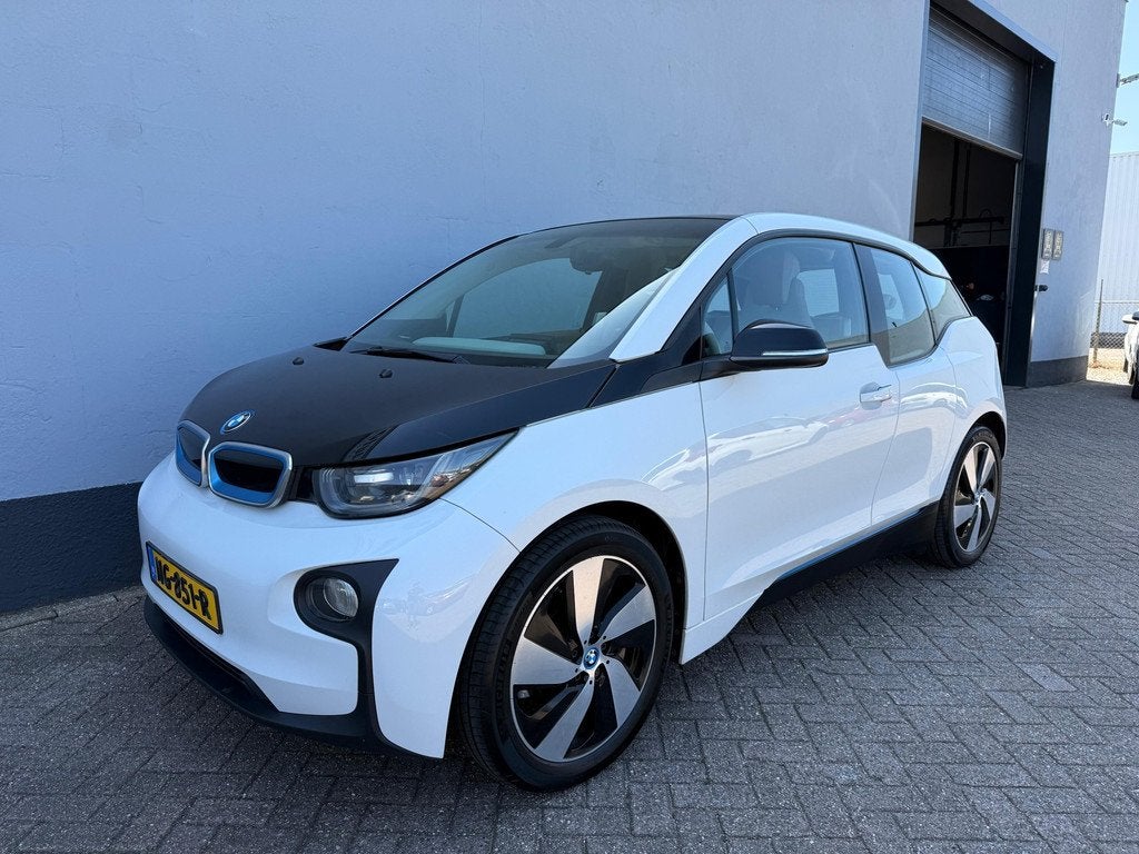 BMW I3 High Voltage Edition 94Ah 33 kWh, Auto's, BMW, Bedrijf, Te koop, i3, ABS, Achteruitrijcamera, Adaptive Cruise Control, Airbags