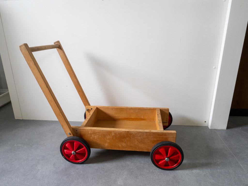 Houten blokkenwagen, Kinderen en Baby's, Speelgoed | Houten speelgoed, Ophalen, Gebruikt, Duw- of Trekspeelgoed