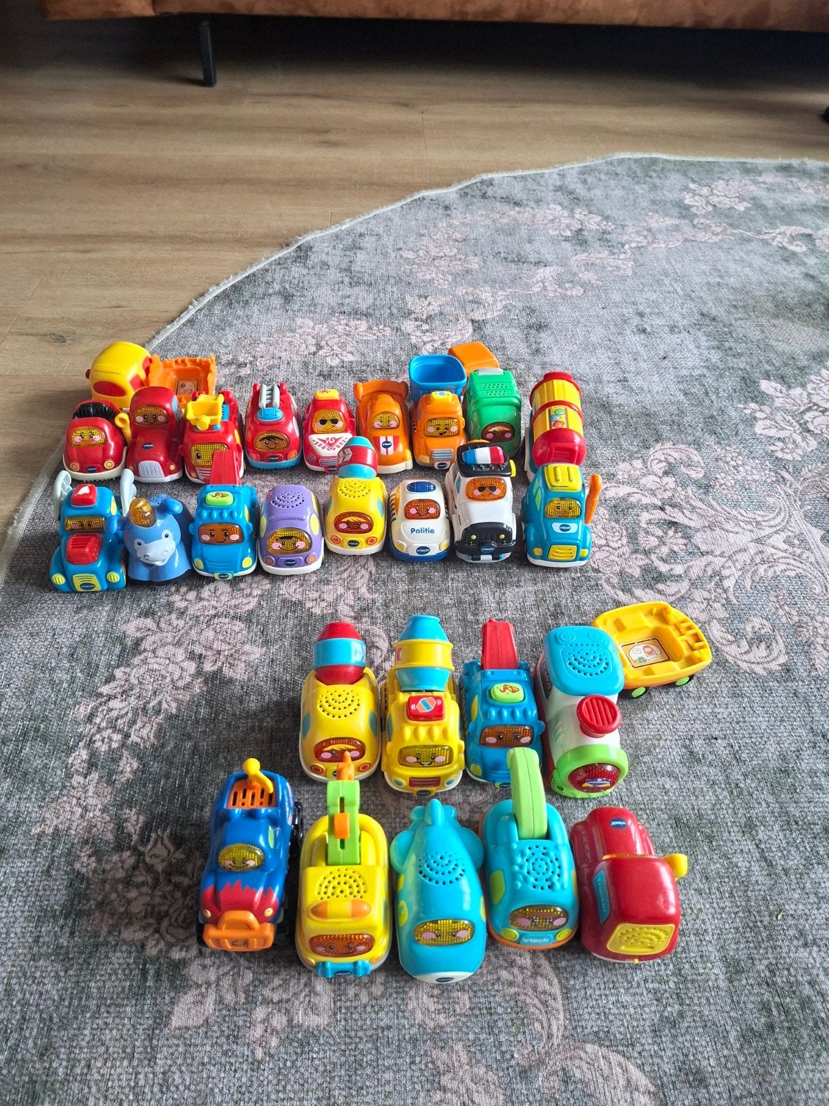 Grote Vtech Toet Toet Auto's collectie met garage en kraan, Ophalen, Gebruikt, Auto