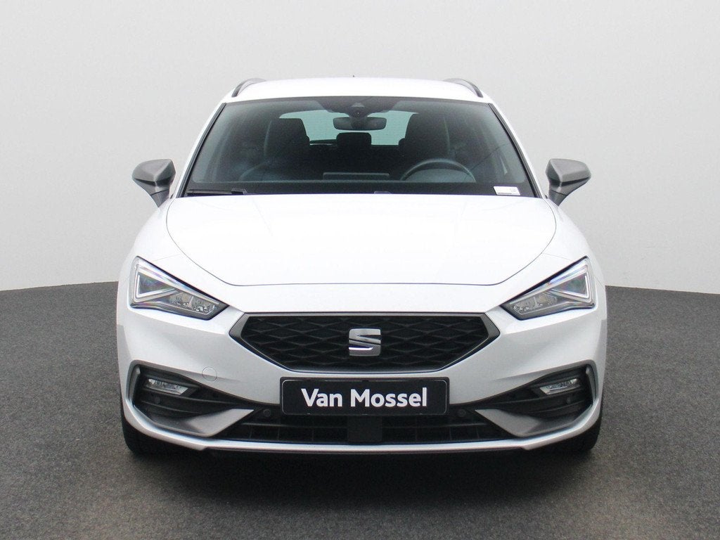 SEAT Leon Sportstourer 1.5 E-TSI FR | ELEKTR. VERSTELB. VOOR, Auto's, Seat, 12 maanden, Stof, Gebruikt, Euro 6