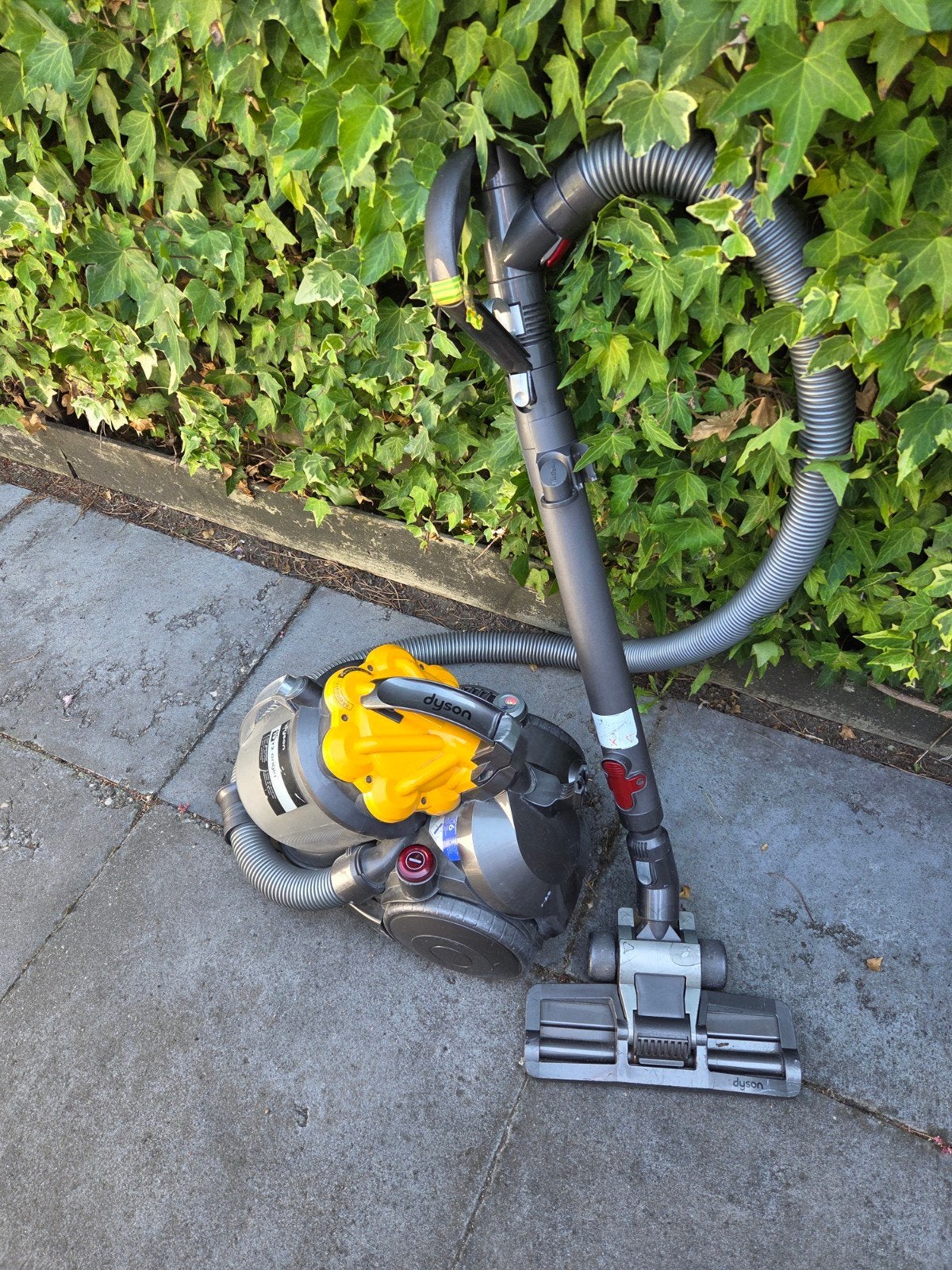 Dyson DC19, Ophalen, Gebruikt, Industriële stofzuiger, Dyson