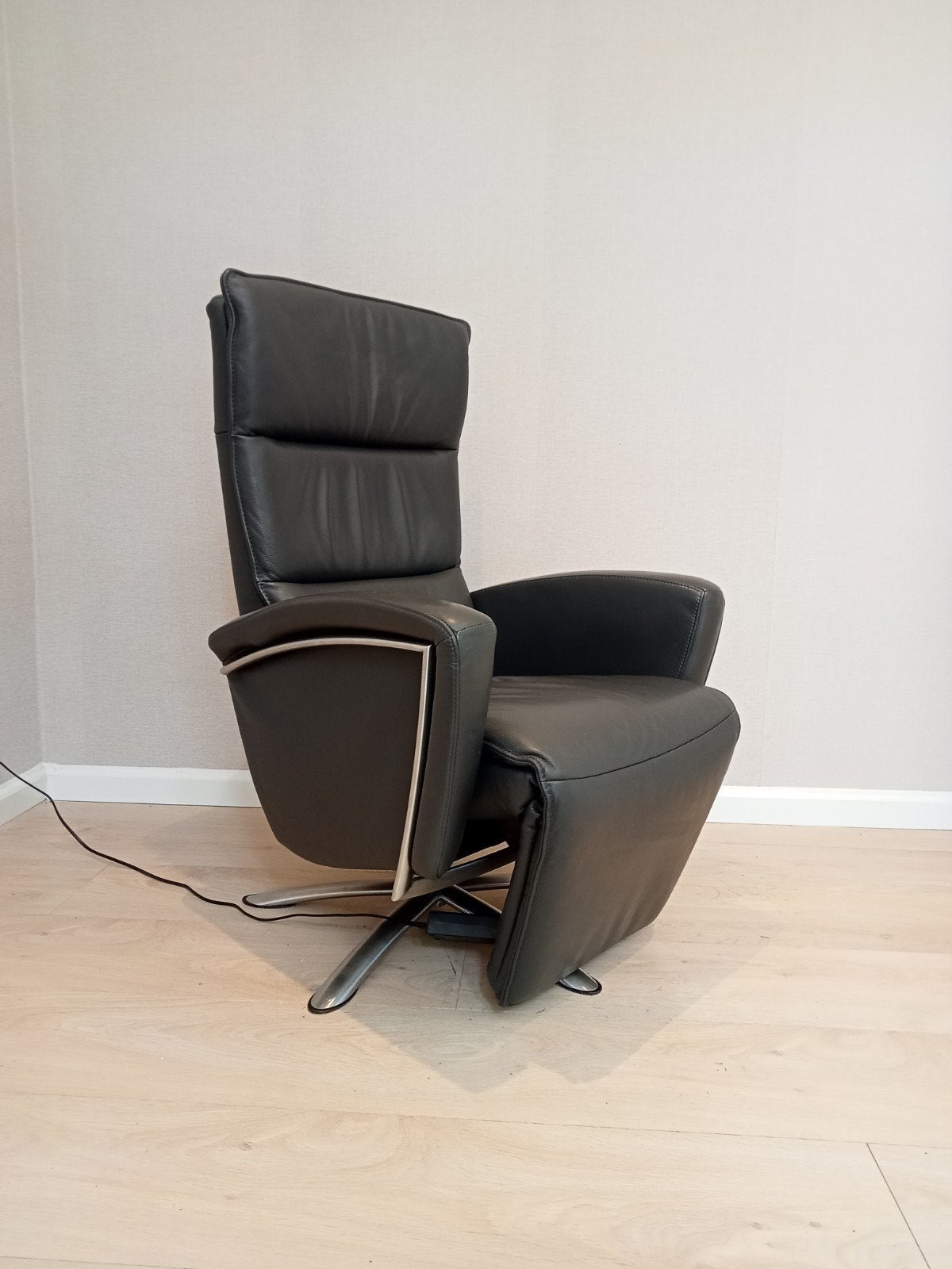 In zeer goede staat Topform Relax Fauteuil elektrische, Huis en Inrichting, Fauteuils, Ophalen of Verzenden, Zo goed als nieuw