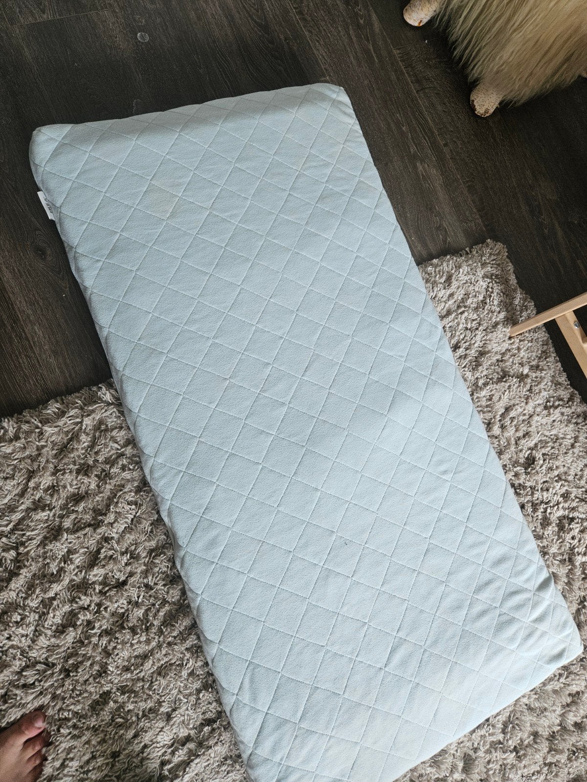 Gratis IKEA VYSSA ledikant matras voor kinderen, Huis en Inrichting, Slaapkamer | Matrassen en Bedbodems, Ophalen, Gebruikt, 190 cm of minder