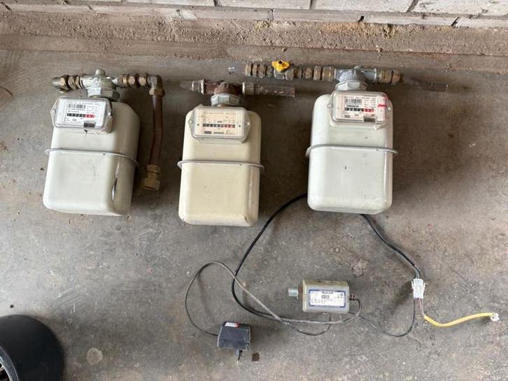 3x tussenmeter en 1x klep, Ophalen, Gebruikt, Overige meters