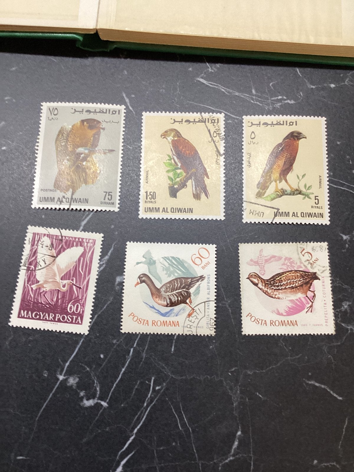 Verzameling postzegels met vogels - UMM AL QIWAIN, Hongarije, Ophalen of Verzenden, Gestempeld, Dier of Natuur
