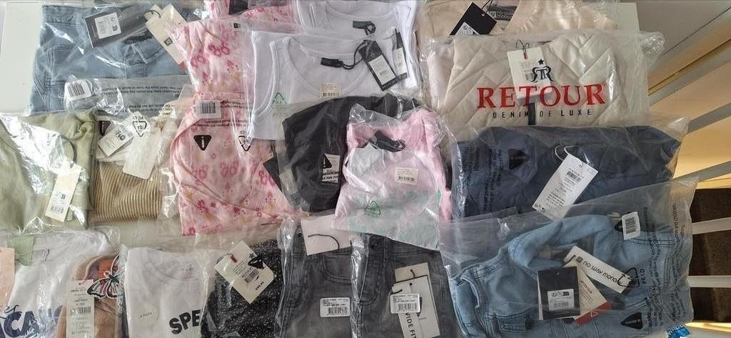Partij nieuwe kinderkleding maat 122/128 - Topmerken, Nieuw, Ophalen of Verzenden, <, <