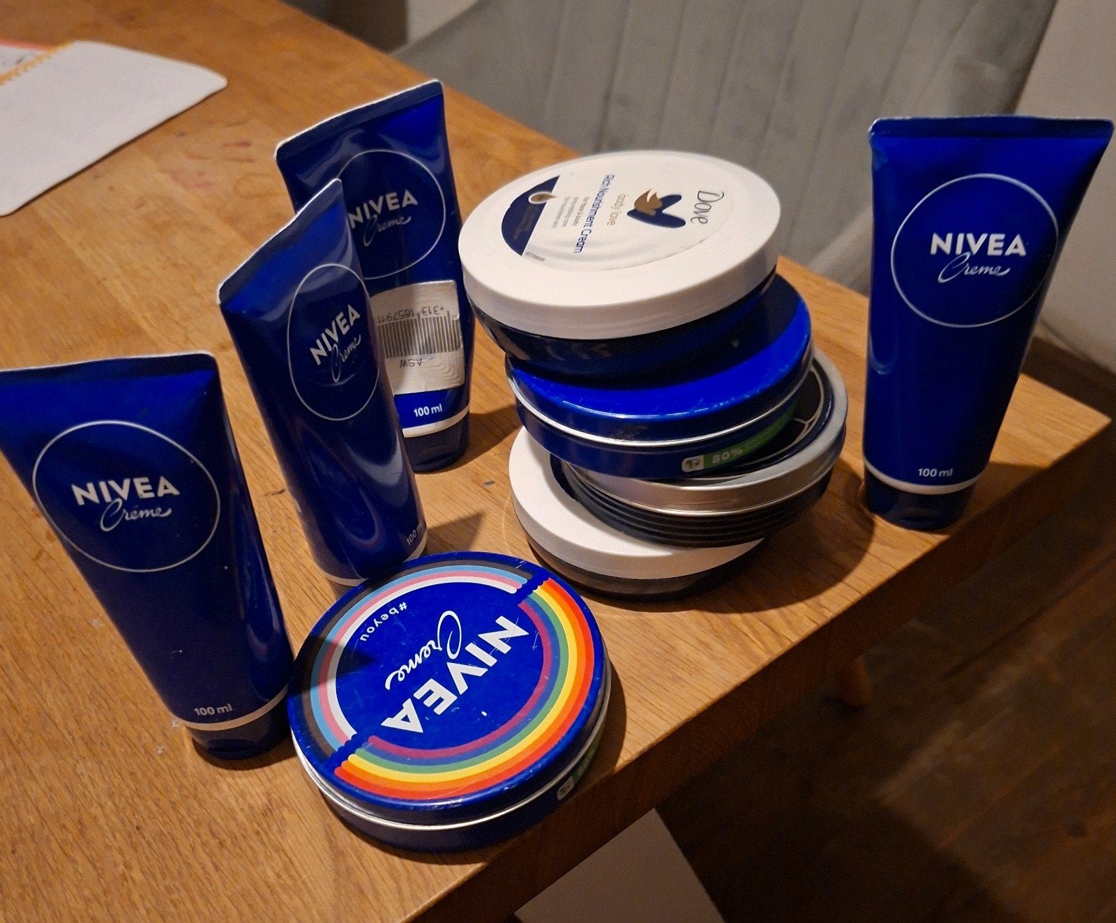 9 nieuwe Nivea crèmes en Dove crème, Verzenden, Nieuw, Bodylotion, Crème of Olie