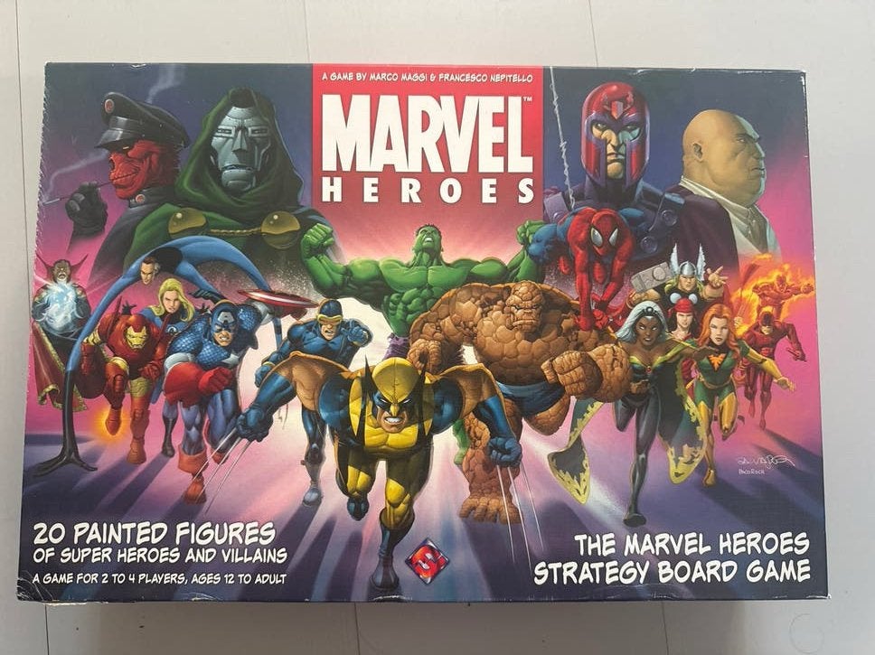 Marvel Heroes Strategy Bordspel met 20 Figuren, Drie of vier spelers, Ophalen of Verzenden, Gebruikt