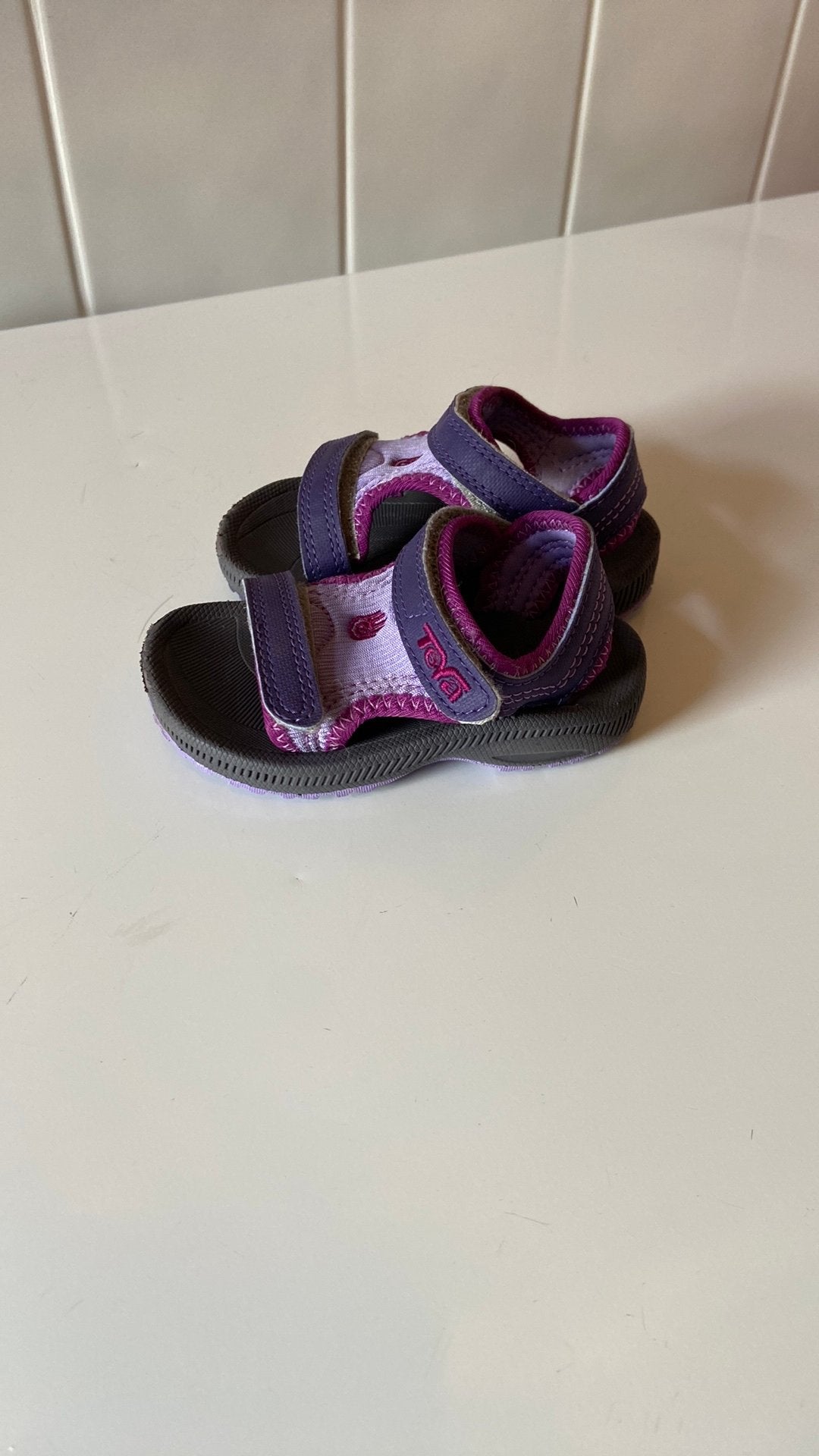 Teva sandalen maat 20.5 zgan, Meisje, Overige typen, Ophalen of Verzenden, Zo goed als nieuw