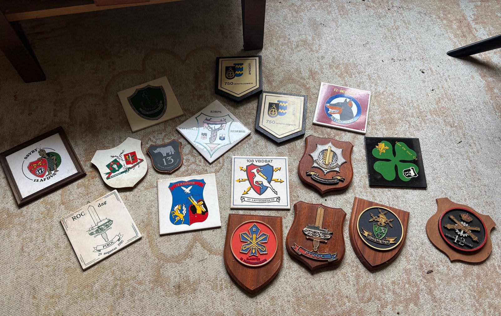 Eenheidsschildjes, schildjes, Nederlandse leger, Verzamelen, Ophalen, Landmacht, Nederland