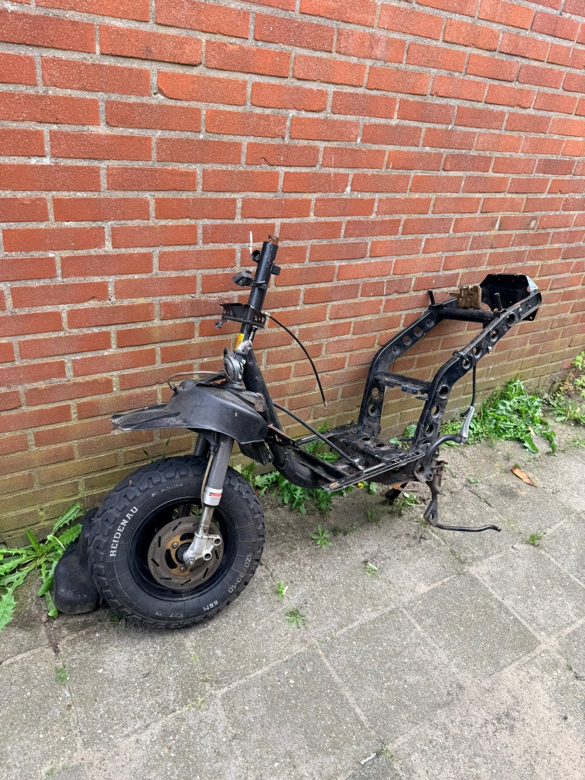 Piaggo Typhoon 125cc duits papieren frame, Ophalen, Zo goed als nieuw